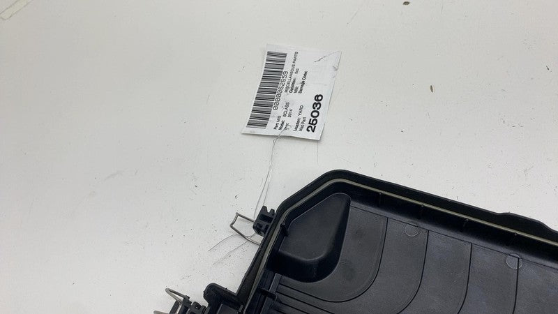 A2465400182 ⭕ 2014-2017 Mercedes-Benz B-Class W242 Engine Bay Fuse Box Assembly A2465400182