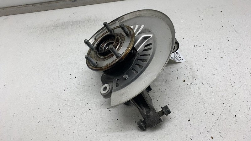 2017-2024 Chrysler Pacifica Front Right Spindle Knuckle Hub + Dust Shield LH FWD