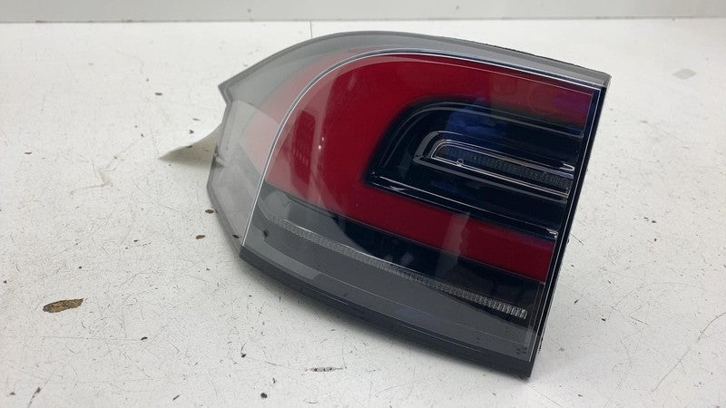 ⭕ 2016-2020 Tesla Model X Rear Left Side Outer Taillight Lamp OEM 1034