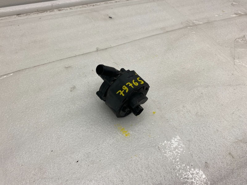 103732700G 2016-2020 Tesla Model S X Cooling System Auxiliary Water Coolant Pump FWD Assy