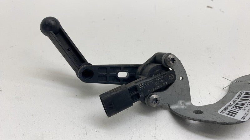 A 000 905 37 13 ⭕ 2022 Mercedes-Benz EQS 450+ Rear Right Ride Height Level Sensor RH A0009053713