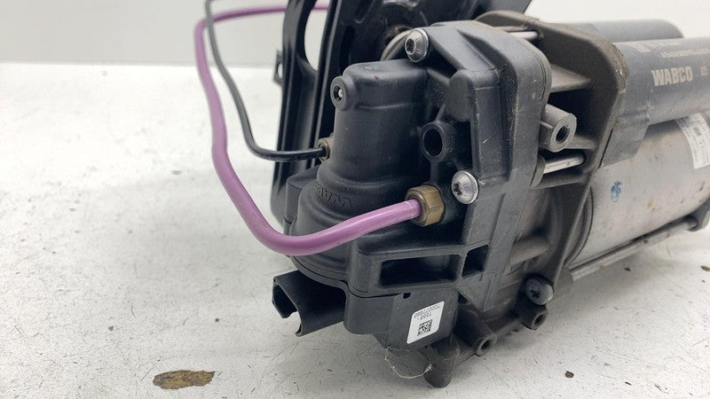 ⭕16-20 Model X Air Suspension Compressor Pipe Line Intake Valve Block 