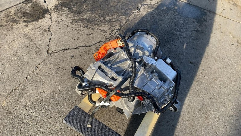 1120990 00 G 2017-2020 Tesla Model 3 M3 Rear Drive Unit Engine Electric Motor Low Current AWD