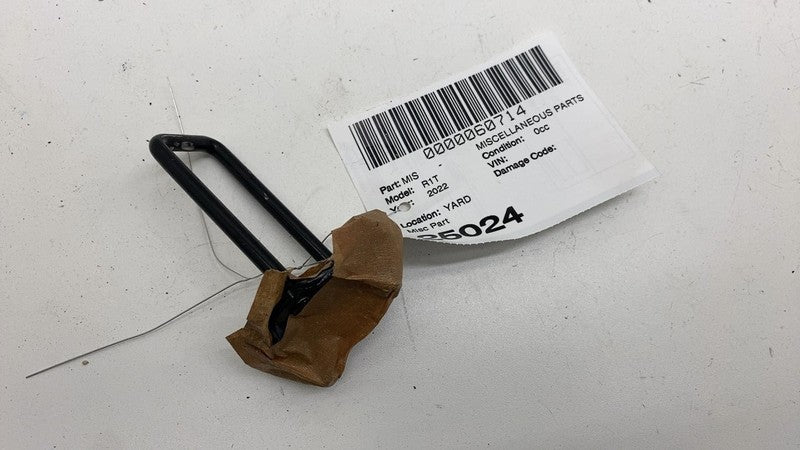 ⭕ 2022 2023 2024 Rivian R1T Tailgate Bed Storage Striker Lock Latch Catcher Assy