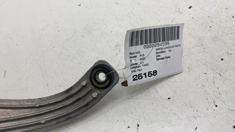 ⭕ 2022 Rivian EDV-700 Front Left Windsshield Wiper Motor Mechanism PT0