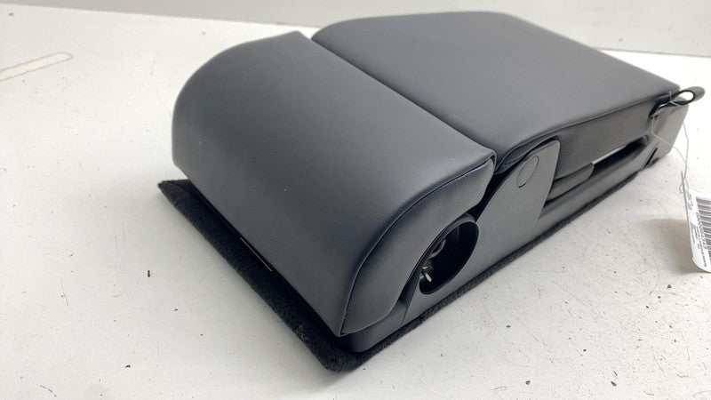 ⭕ 2025 Rivian R1S Rear 2nd Row Seat Center Cushion Arm Rest Cupholder 