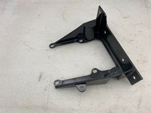 ⭕ 16-25 Model X Right Reinforcement B-Pillar Mount Support Bracket 1052518-00-E