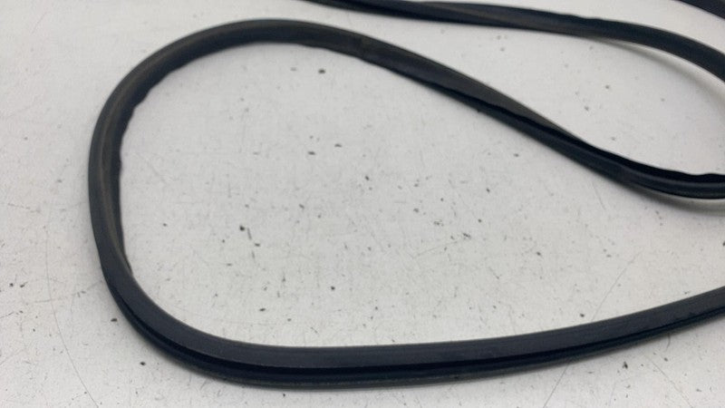 83A877459A ⭕ 19-23 Audi e-Tron Sunroof Upper Sun Roof Weatherstrip Rubber Seal 83A877459A