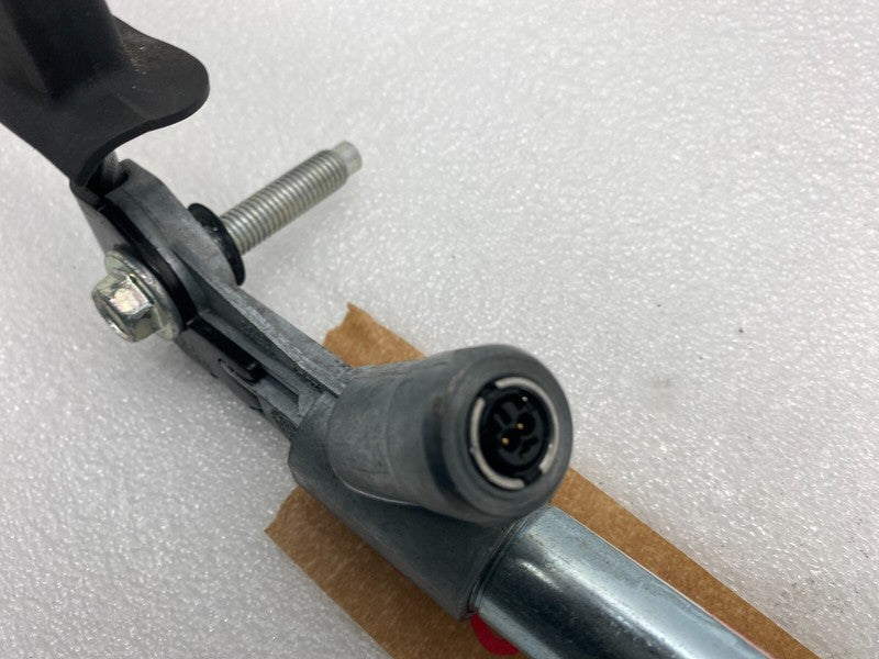 100526505E ⭕ 12-20 Model S Front Right Pretensioner 16-20 Model X Front Left 1005265-05-E