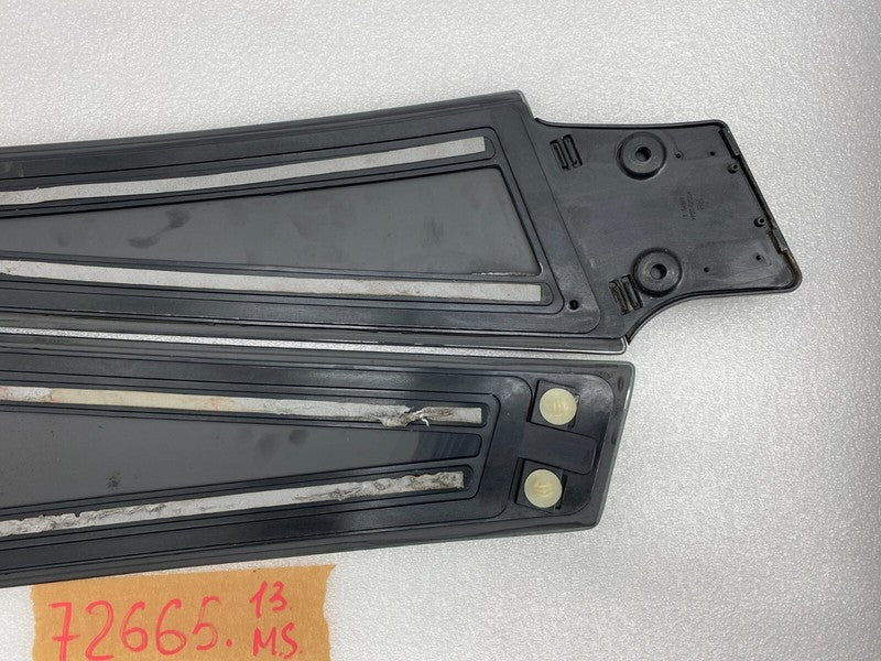 14942 ⭕ 12-15 Tesla Model S Left and Right Side B-Pillar Molding Applique Glass Trim