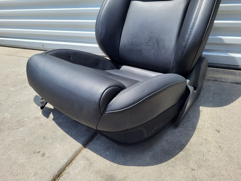 ⭕ 17-22 Tesla Model 3 Y Front Passenger Side 1st Row Seat Leather Black Right RH