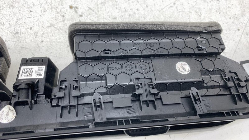 97401CV000 2022-2024 Kia EV6 Dash Dashboard Center & Right Side A/C Air Vent Grille Panel