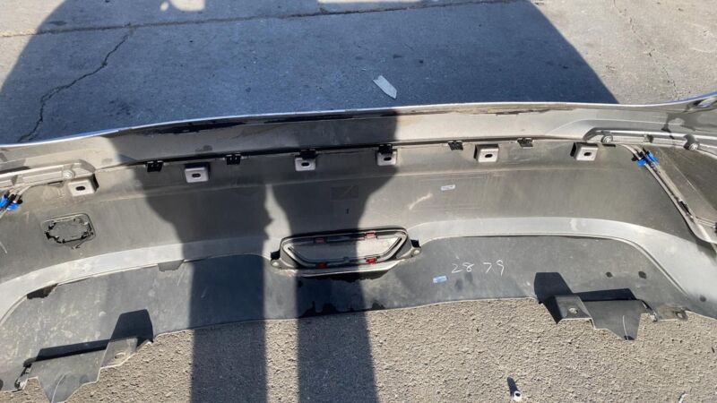 ⭕2018-2022 Toyota C-HR Rear Bumper Cover w/ Reflector Light Lamp Assembly