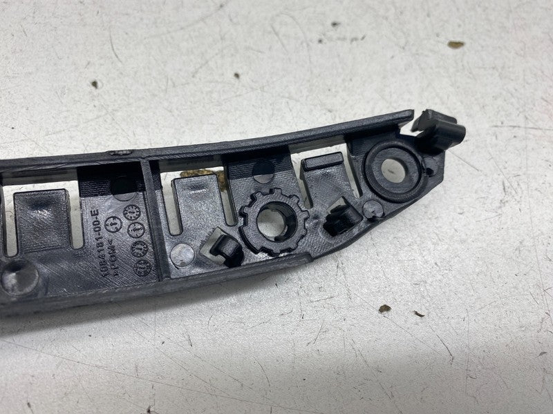 1084181 00 E 17-23 Tesla Model 3 Front Left Bumper Fascia Side to Fender Bracket 1084181-00-E