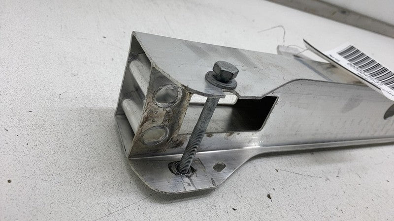 ⭕2022-2024 Rivian R1T R1S Front Windshield Cowl Crossmember Bracket PT