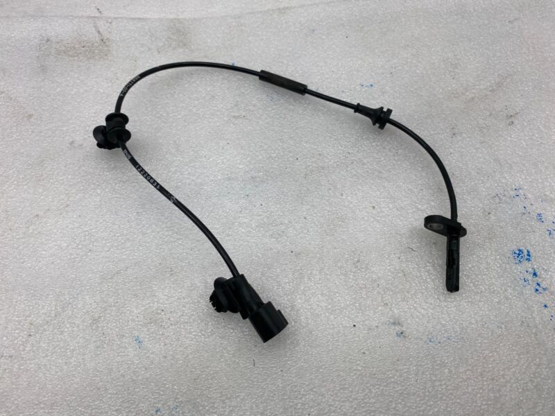 1188771 00 A 17-23 Model 3 Y Rear Left or Right Anti-Lock ABS Wheel Speed Sensor 1188771-00-A