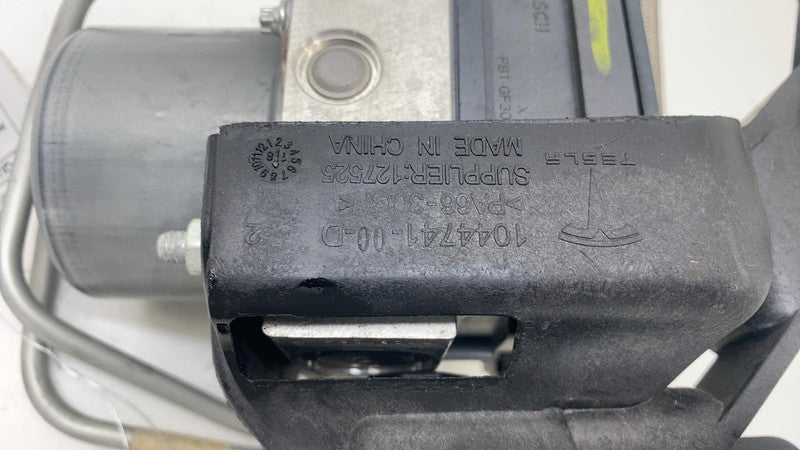 ⭕ 17-23 Tesla Model 3 Anti-Lock Brake System ABS Pump Module Unit 1044