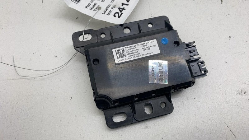 ⭕ 17-23 Model 3 Center Console Front USB Hub Charger Control Module 10