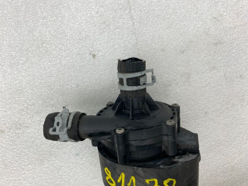 Does Not Apply 2016-2020 Tesla Model X MX Additional Coolant Auxiliary Water Pump with Bracket