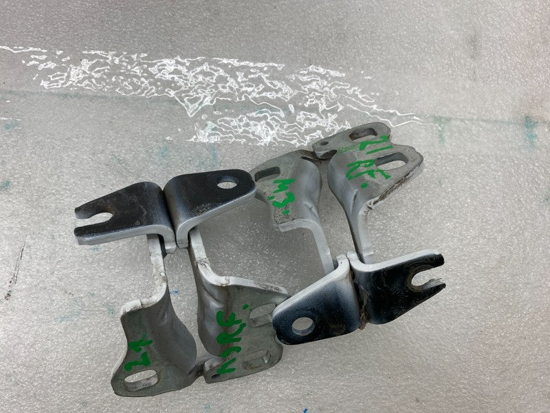 ⭕ 2017-2023 Tesla Model 3 Front Right PAIR of Upper & Lower Door Hinge Assembly