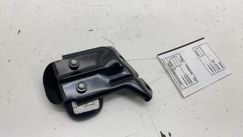⭕ 16-20 Tesla Model X Rear Left Trunk Liftgate Floor Tie Down Hook 106