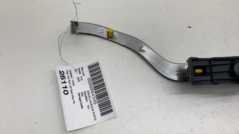 ⭕ 2025 Rivian R1S Rear Driver Side 2nd Row Seat Upper Cushion Trim Gar