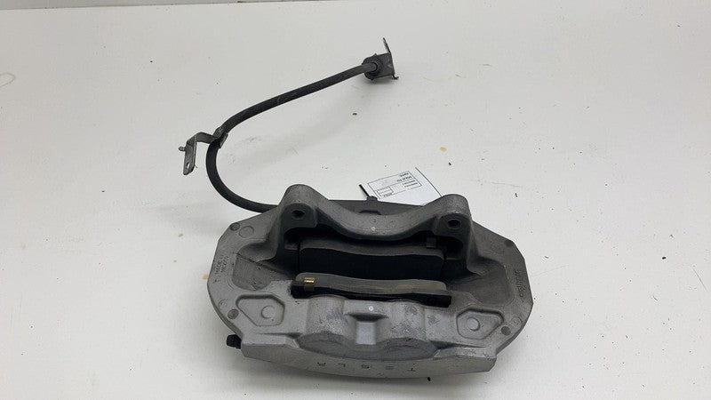104462200E 2017-2023 Tesla Model 3 M3 Front Passenger Side Caliper w/ Brake Hose Line Right