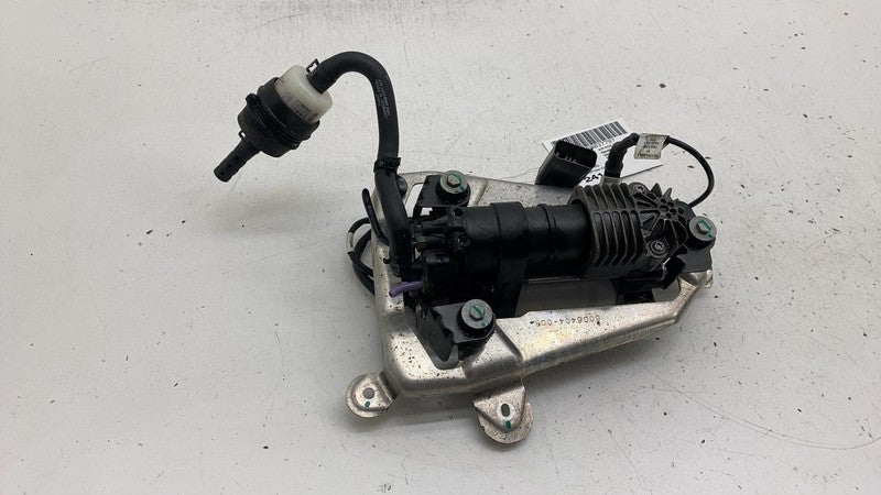 600640400B ⭕ 12-15 Tesla Model S MS Air Suspension Compressor Pump w/ Bracket 6006404-00-B