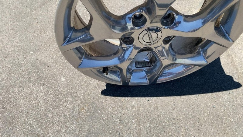 5RJ43TRMAB ⭕ 2017-2020 Chrysler Pacifica Wheel Rim 18x7.5" inch 5-Y-Spoke Silver 5RJ43TRMAB