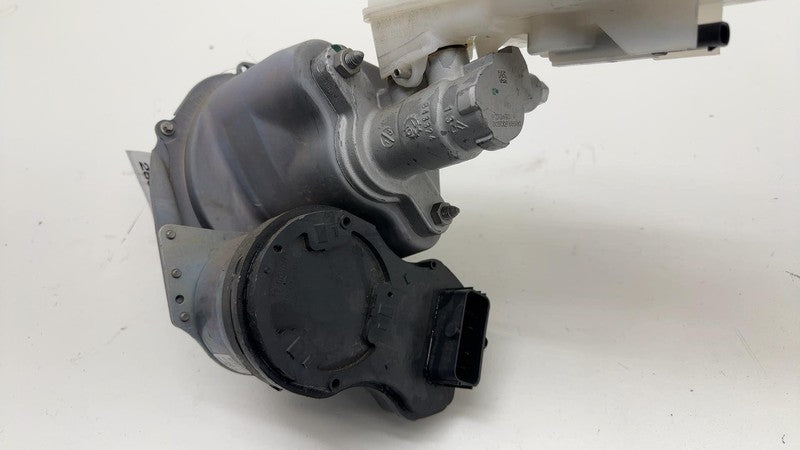 ⭕ 2017-2023 Model 3 Power Brake Booster Master Cylinder & Reservoir 10