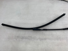 ⭕ 17-22 Model 3 Front Driver Side Windshield Wiper Arm & Blade Left 1076728-00-C