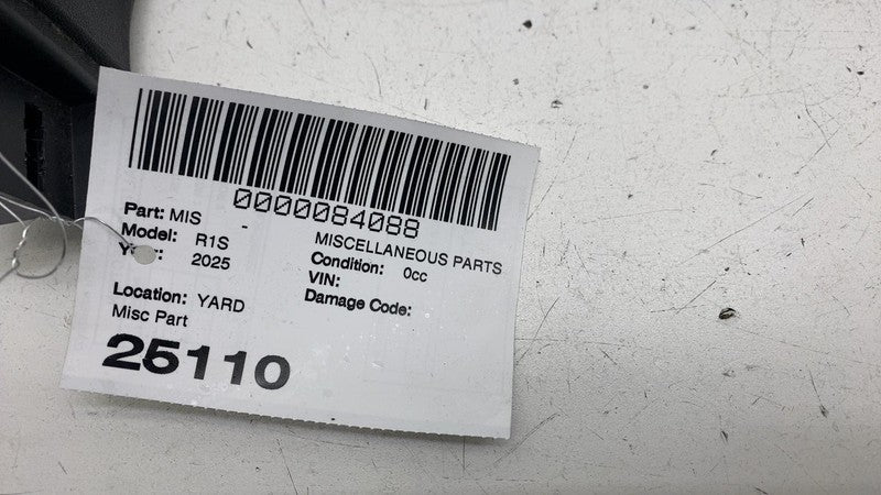 PT00001372 ⭕ 22-25 Rivian R1S Passenger B-Pillar Lower Trim Cover Panel Right RH PT00001372