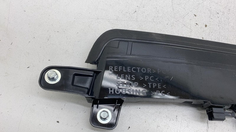 92700CV000 2022 2023 2024 Kia EV6 Rear High Mount 3rd Stop Brake Light Lamp OEM 92700-CV000