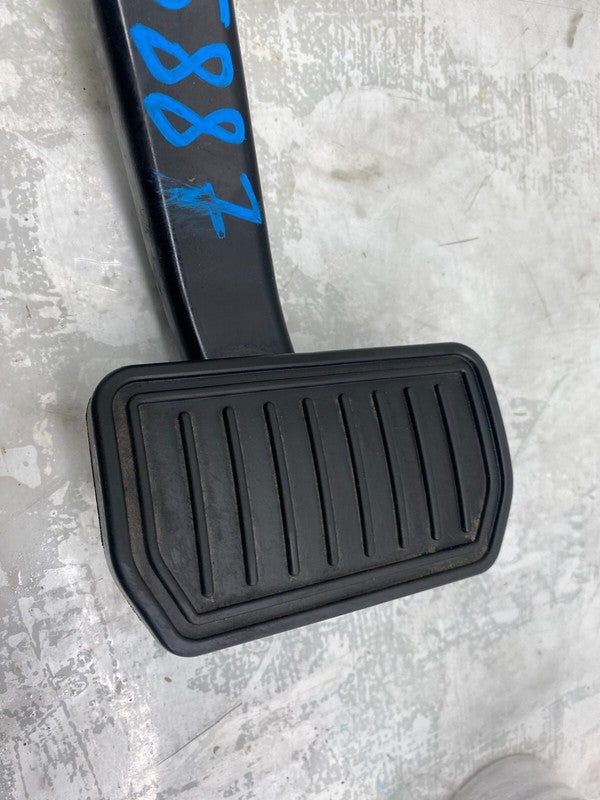 102769100B ⭕ 2016-2020 Tesla Model X MX Front Driver Brake Foot Pedal Assembly 1027691-00-B