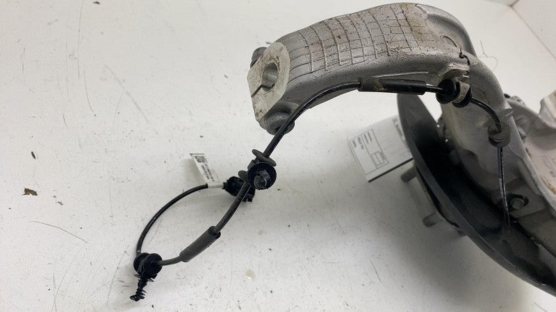 134465200B ⭕ 24-25 Model 3 Front Right Spindle Knuckle + Hub (Non-Driven) RH 1344316-00-D