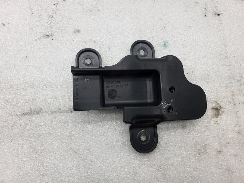 1008404 00 C ⭕ 2012-2020 Tesla Model S Rear Side Door Opener Mount Bracket Right 1008404-00-C