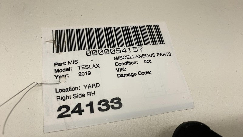 108070900C 2016-2023 Tesla Model X MX Rear Passenger Side Tailgate Mount Bracket Right Assy