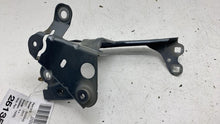 ⭕ 2017-2023 BMW 540i Front Driver Side Fender Panel Bracket Mount Left 7349617