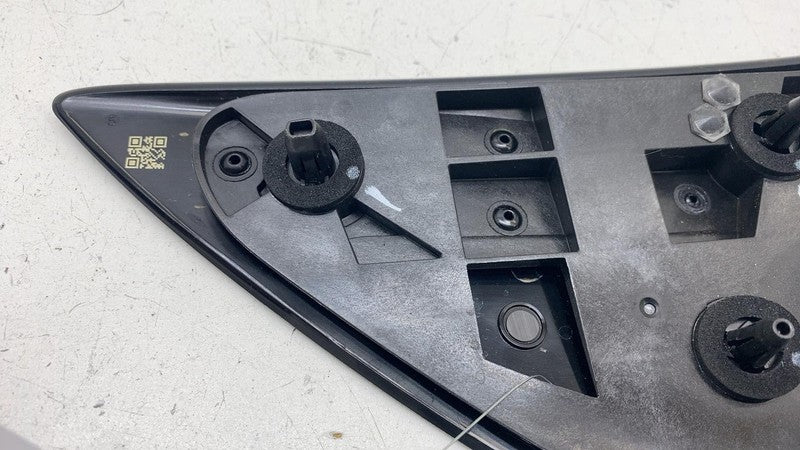1715105-00-B ⭕24-25 Tesla Model 3 Right Door Cover Charge Port Reflector Trim RH 1715105-00-B