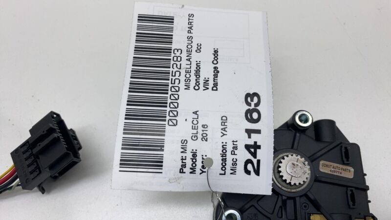 A1668200208 Mercedes-Benz GLE350 Panoramic Sunroof Sun Shade Motor +  Wire Harness Connector