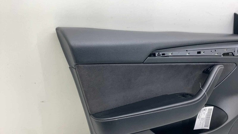 ⭕ 2021-2023 Tesla Model 3 Front Left Interior Door Panel Trim Card 159