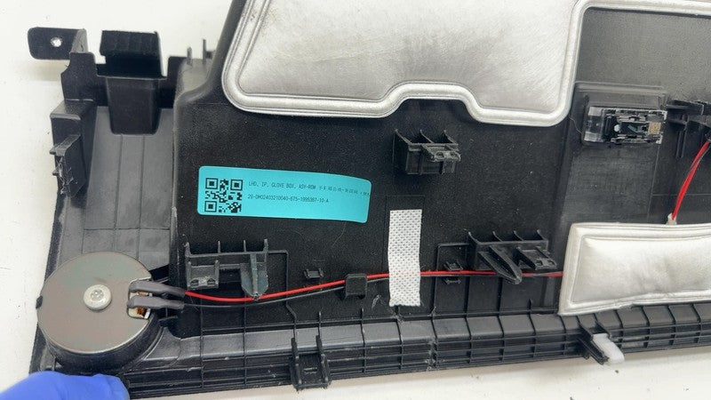 ⭕2024-2025 Model 3 Dash Instrument Panel Glove Box Storage Assembly 17