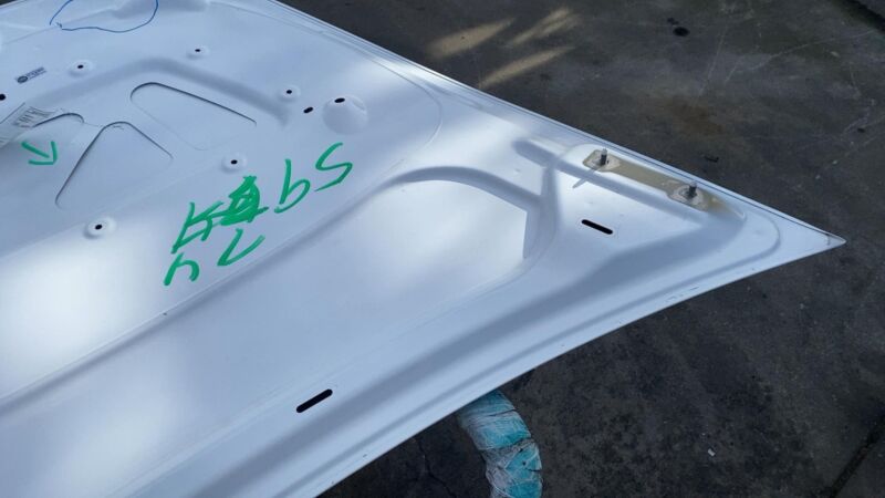 2020-2024 Tesla Model Y Front Bonnet Hood Shell Panel Assembly OEM White - PPSW