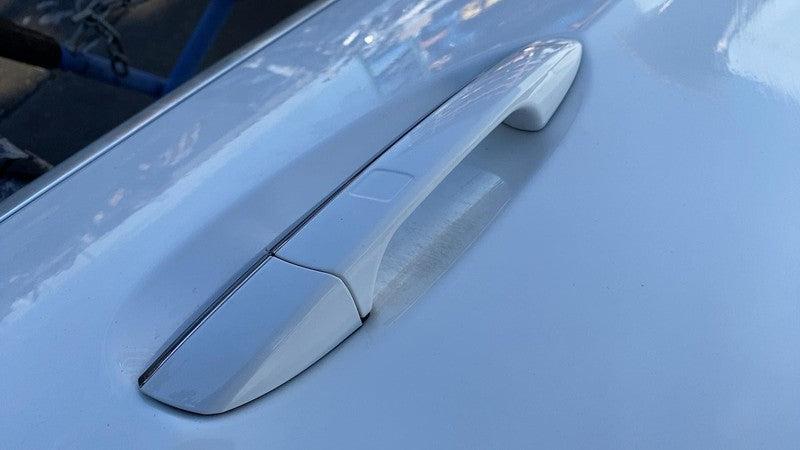 A 212 820 13 02 ⭕2014-2016 Mercedes-Benz E350 Front Door Shell Panel Right A2128201302 White 149