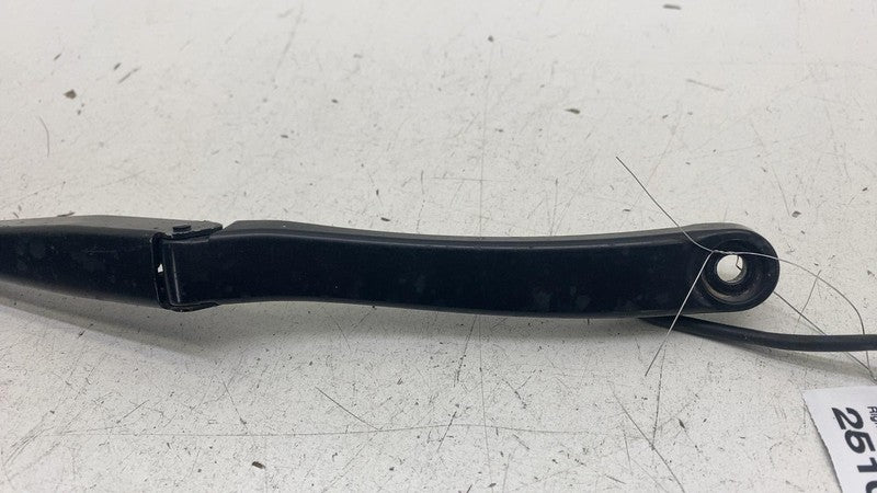 107672900B ⭕ 2017-2023 Model 3 Front Passenger Side Windshield Wiper Arm Right 1076729-00-B