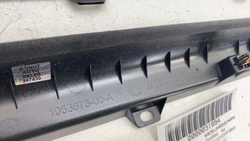 1051547 06 C 16-20 Model X Falcon Door Mid Gaphider Interior Trim+Sunvisor Bezel 1051547-06-C