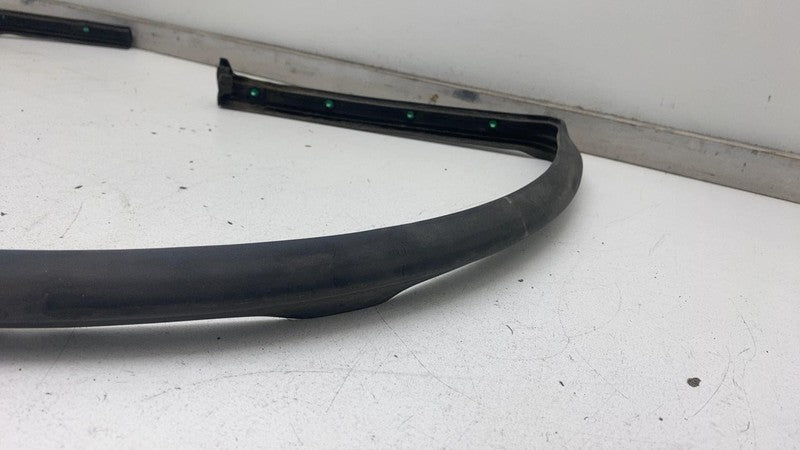 4KE-833-177 ⭕ 19-23 Audi e-Tron Driver Side Skirt Rocker Molding Rubber Seal Left 4KE833177