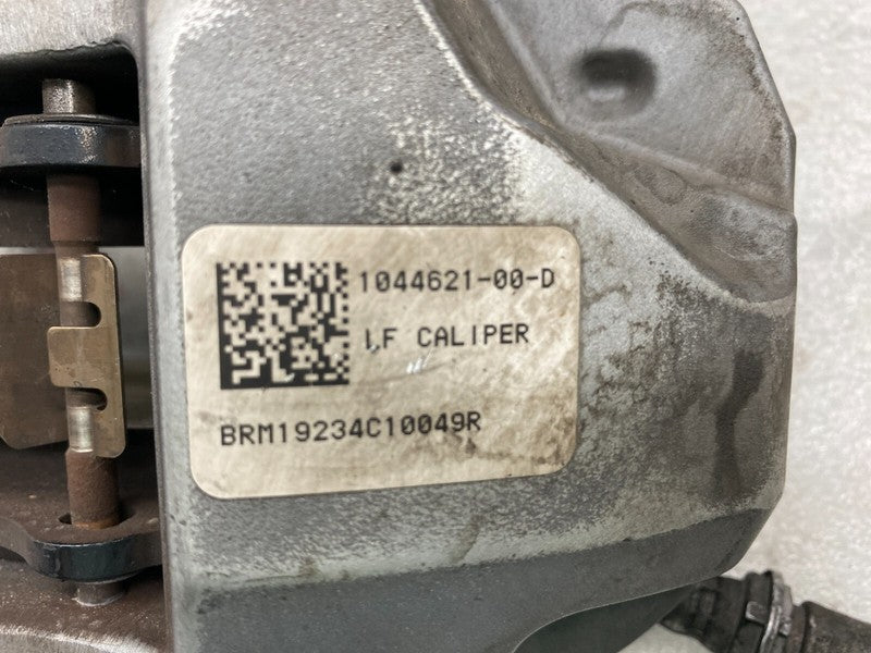 104462100D ⭕ 2017-2023 Model 3 Front Left Caliper w/ Brake Hose Line Left Base 1044621-00-D