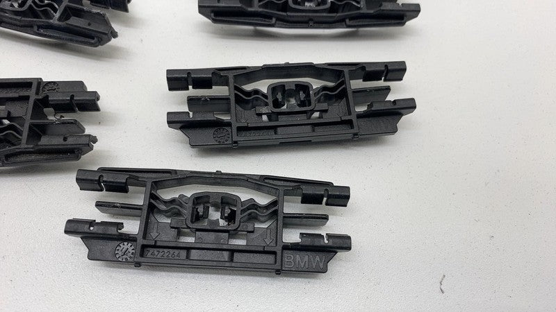 ⭕ 2021 2022 2023 BMW 530e G30 Roof Bar Mounting Clip Molding Fastener