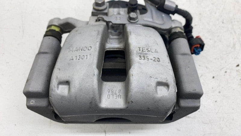 ⭕ 2020-2024 Tesla Model Y Rear Right Caliper + Brake Hose Line BASE 10